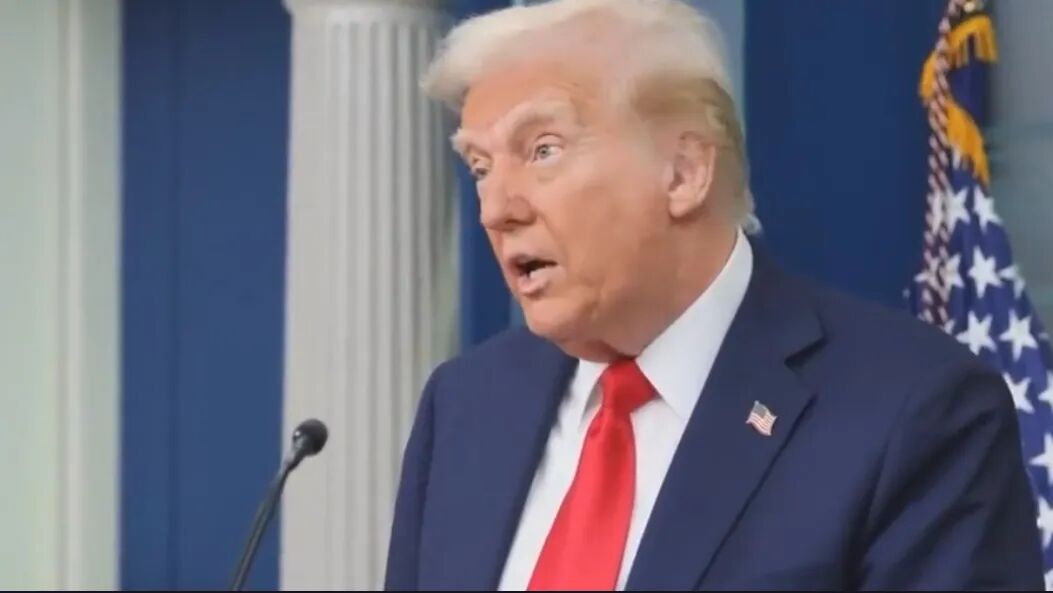 特朗普称伊朗送“大礼”,伊方驳斥系政治作秀