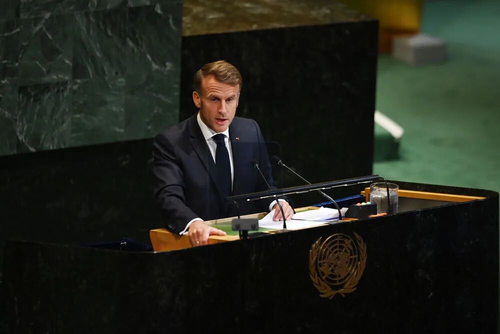 欧洲靠谱，美国善变？马克龙东京开怼特朗普