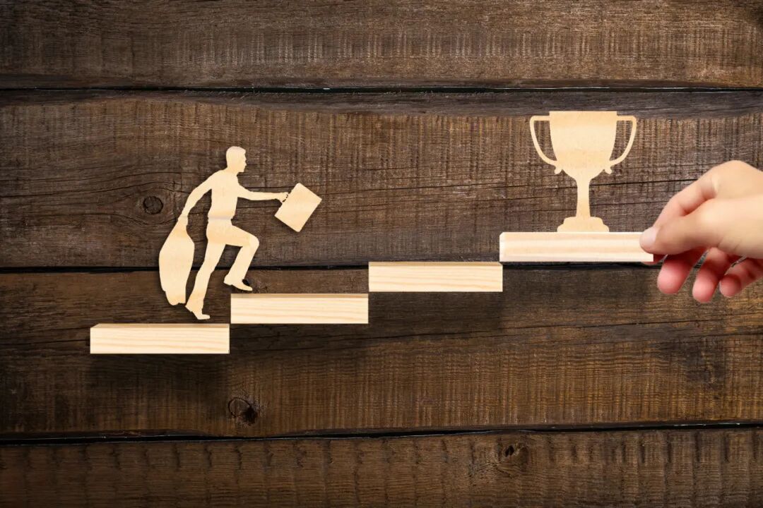 从流水线到清华园:胡涞的十七年“逆袭长跑”