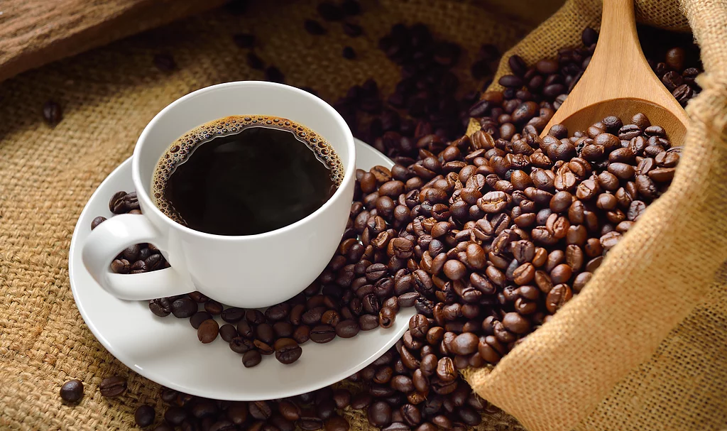 熬夜党必看！这杯“续命水”竟能逆转大脑损伤？还能防癌延寿