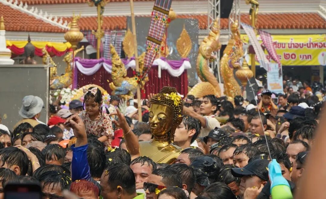 泰国泼水节变“夺命节”？242人殒命，还有水枪投毒！