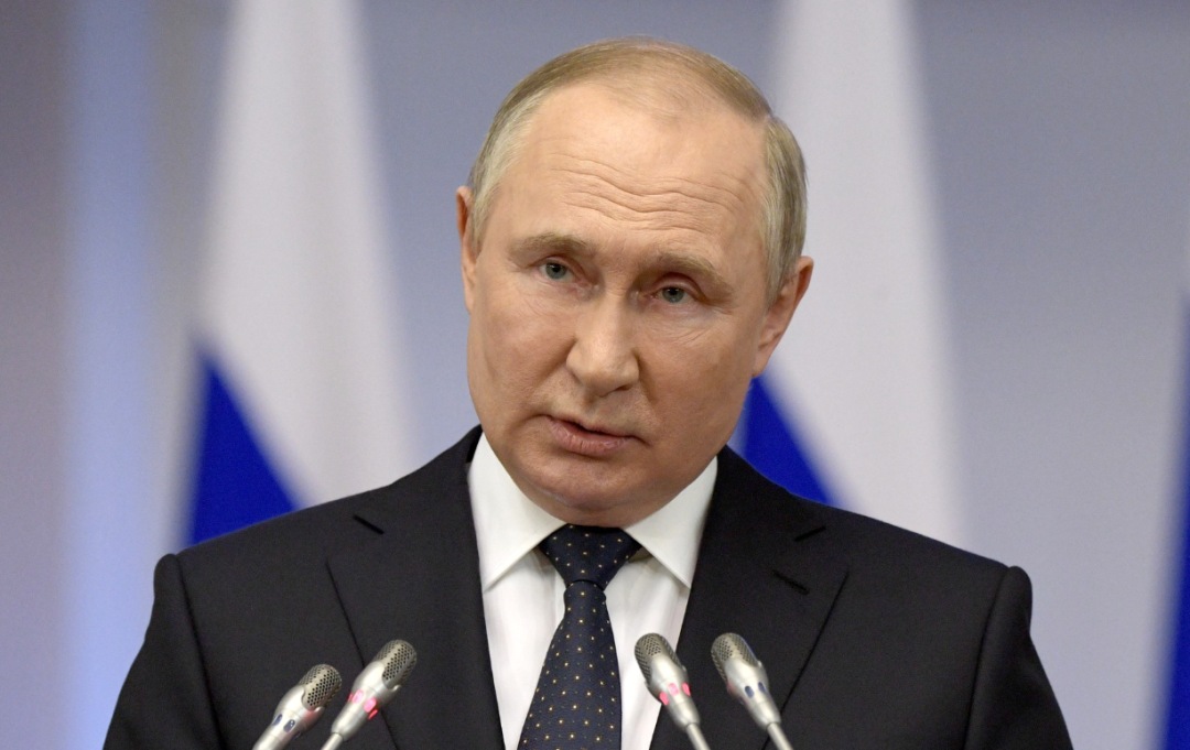 俄乌战报！普京的“安全区”与卢甘斯克控制权之争