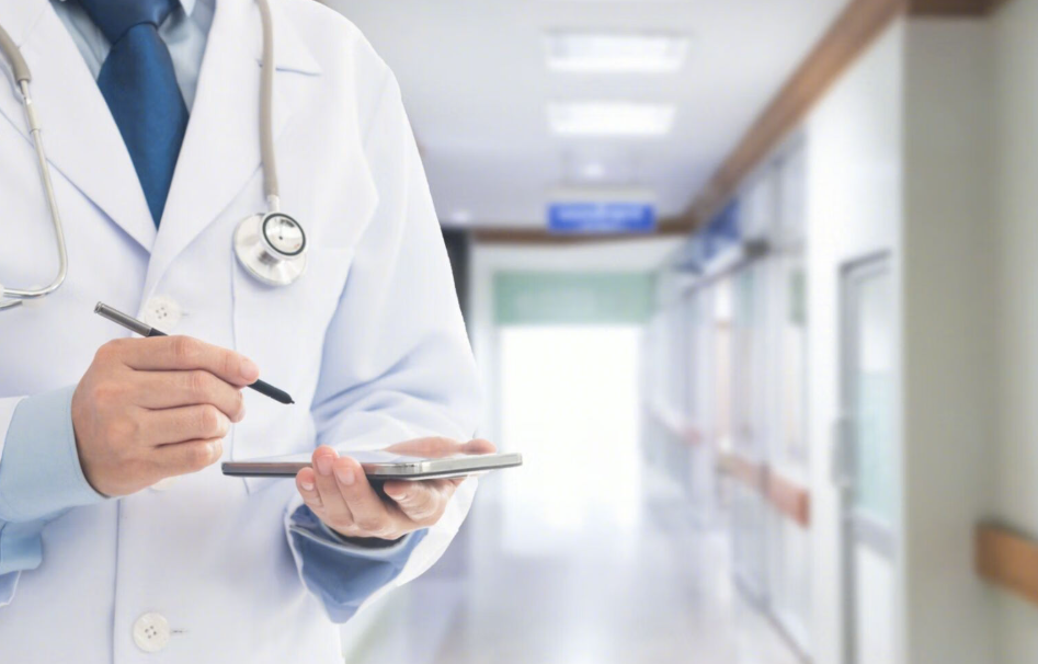 16年没被发现的“假证”？医生自曝内幕，撕开职场认证漏洞