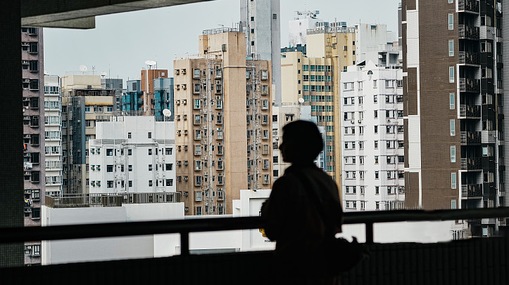 港大录取≠有宿舍！香港“床位荒”，内地经验为何失灵？