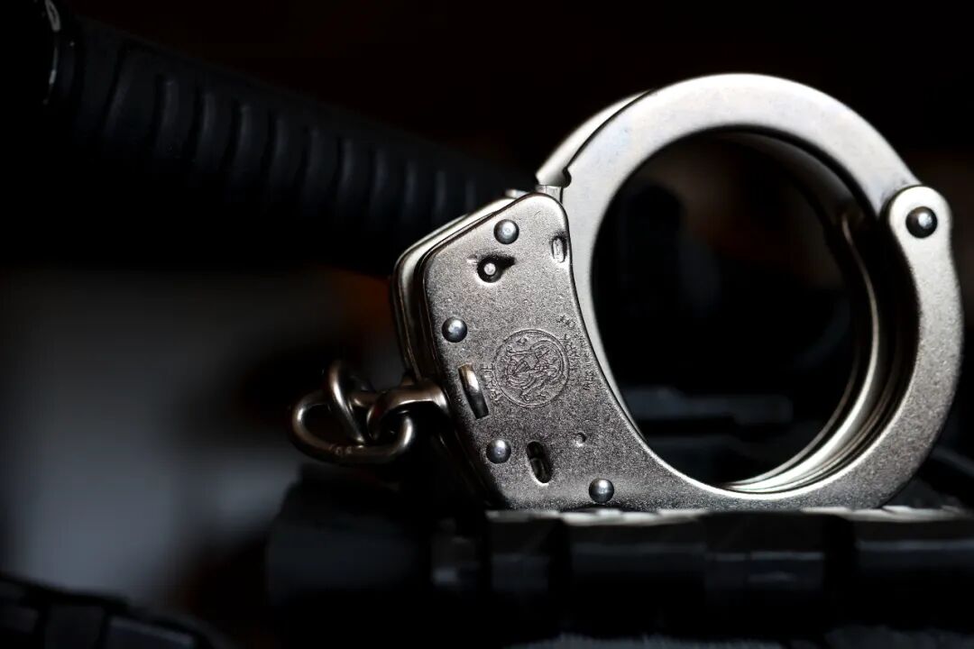 六年，五品牌，四千万：一个家族如何用假包编织犯罪网络