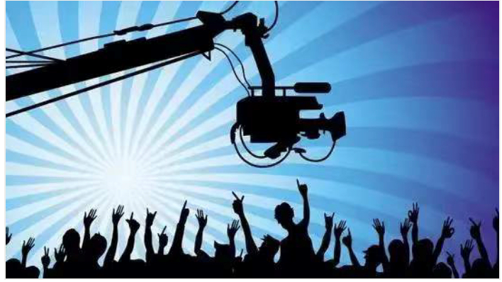 直播打赏乱象，不是“你情我愿”，是精心设计的“情感围猎”