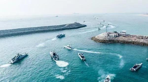 波斯湾变天？伊朗革命卫队这番话，信息量极大
